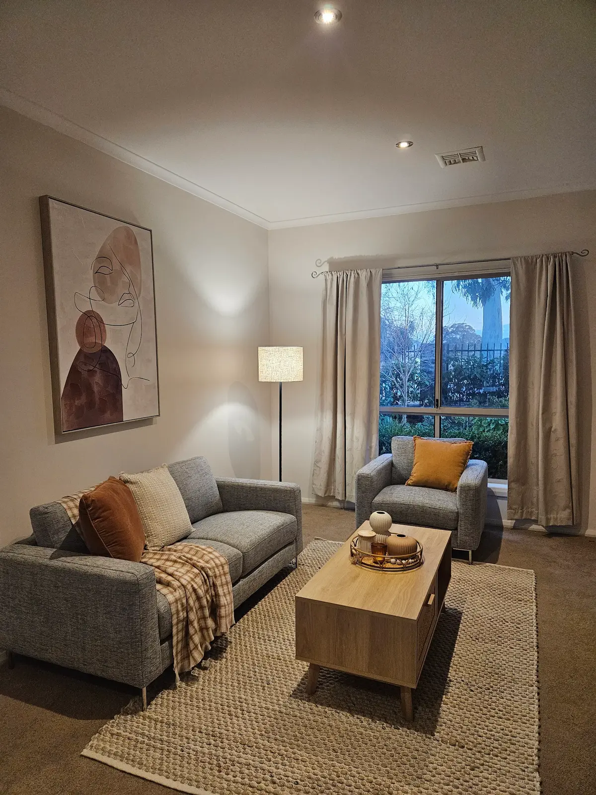 Clean lounge room